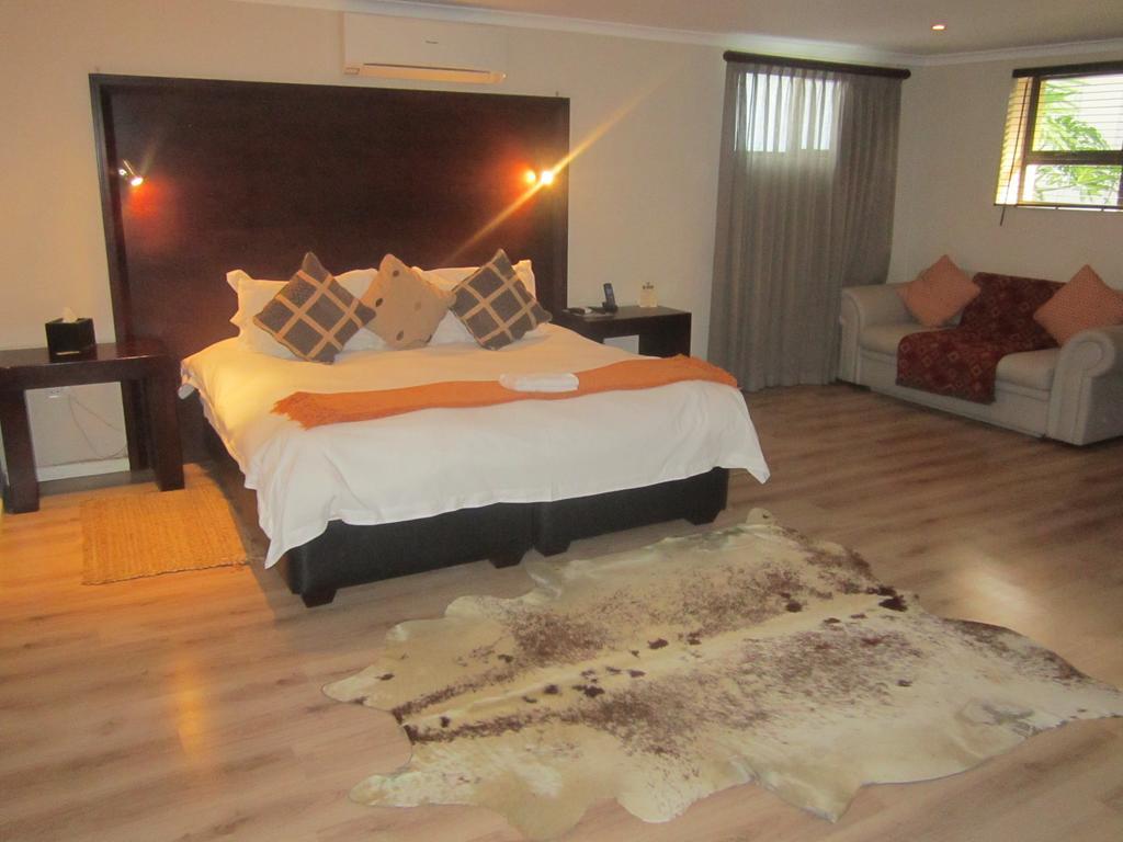 Ibhayi Guest Lodge - Lion Roars Hotels & Lodges. Port Elizabeth Exterior photo